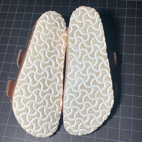 Women’s Birkenstock Arizona Leather Soft Footbed- Metallic Copper, size 39/250 - Picture 5 of 16